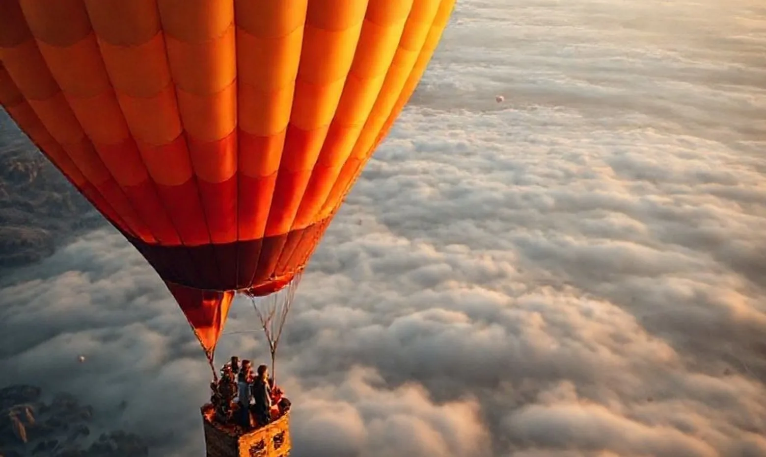 Aerial photography balloon romantic